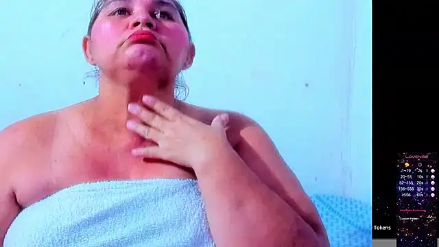 Snapshot of BBW_Michelle chatting on 10-21-25, 02:56 BBW Michelle online show from 10-21-25, 02:56