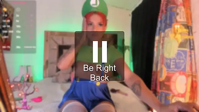 Snapshot of Sofia_waltonx chatting on 10-23-25, 12:21 Sofia waltonx online show from 10-23-25, 12:21