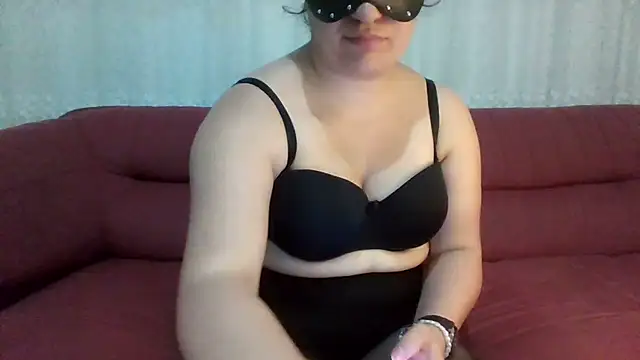 insatiableeee online show from 11-19-25, 09:26