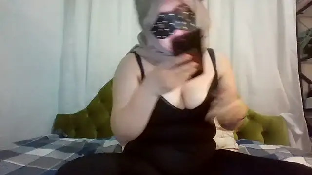 insatiableeee online show from 04-14-26, 08:37