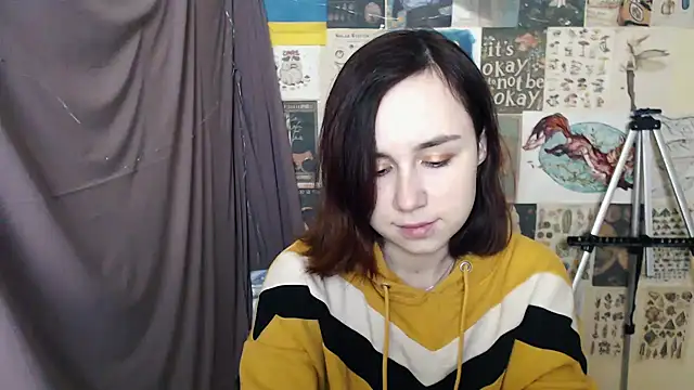 VeryVeryVeryShy  online show from 02-07-25, 06:45