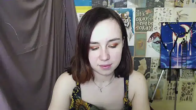 VeryVeryVeryShy  online show from 03-01-25, 12:56