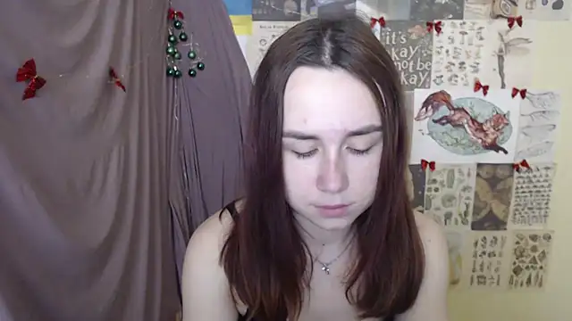 VeryVeryVeryShy  online show from 12-18-25, 10:21