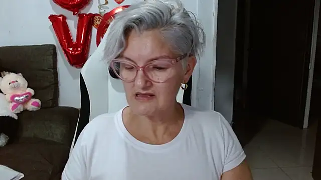 bety-cum2 online show from 02-17-26, 11:22