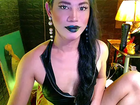Snapshot of sweetsinner_xx chatting on 07-07-26, 01:48 sweetsinner xx online show from 07-07-26, 01:48