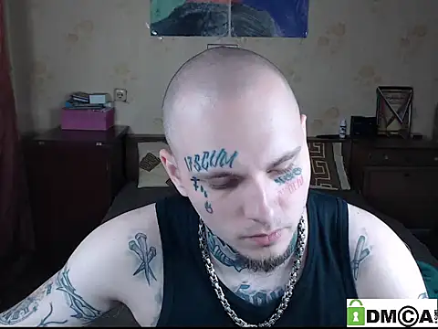 Keny Collins online show from 10-28-25, 05:26