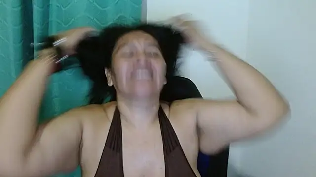 Snapshot of katia_mature chatting on 02-18-25, 04:37 katia mature online show from 02-18-25, 04:37