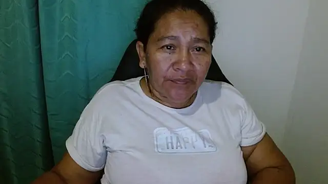 Snapshot of katia_mature chatting on 03-13-25, 11:27 katia mature online show from 03-13-25, 11:27