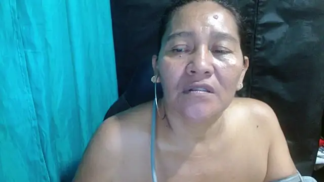 Snapshot of katia_mature chatting on 09-10-25, 03:28 katia mature online show from 09-10-25, 03:28