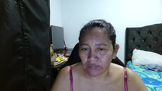 Snapshot of katia_mature chatting on 09-22-25, 11:18 katia mature online show from 09-22-25, 11:18