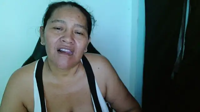 Snapshot of katia_mature chatting on 10-09-25, 07:34 katia mature online show from 10-09-25, 07:34