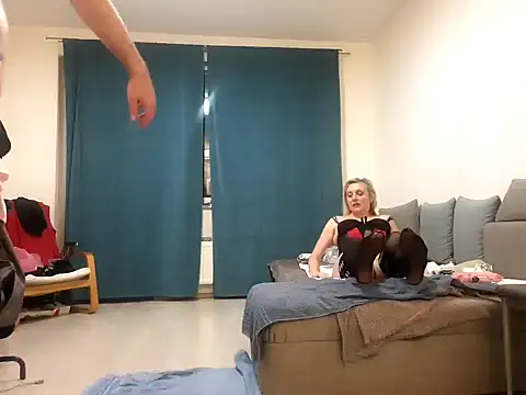 KellyAErick online show from 12-08-24, 11:29