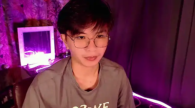 Snapshot of Sexy_Handsome_Drex chatting on 12-16-24, 09:14 Sexy Handsome Drex online show from 12-16-24, 09:14