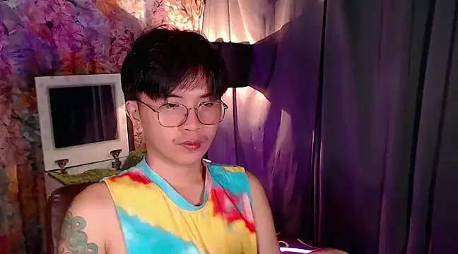 Snapshot of Sexy_Handsome_Drex chatting on 01-10-25, 11:33 Sexy Handsome Drex online show from 01-10-25, 11:33