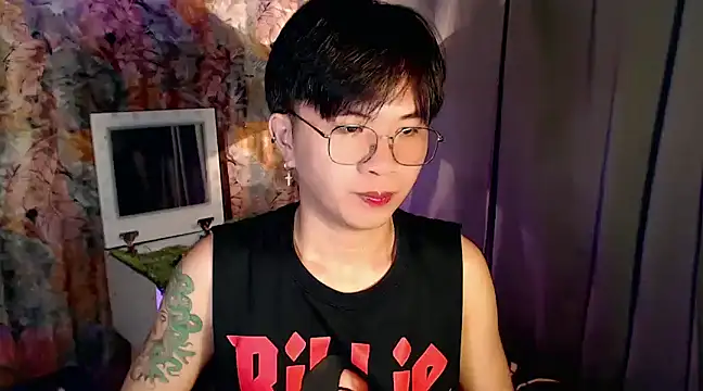 Snapshot of Sexy_Handsome_Drex chatting on 01-12-25, 10:12 Sexy Handsome Drex online show from 01-12-25, 10:12