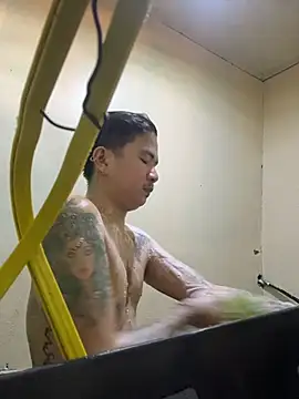 Snapshot of Sexy_Handsome_Drex chatting on 02-28-26, 06:25 Sexy Handsome Drex online show from 02-28-26, 06:25