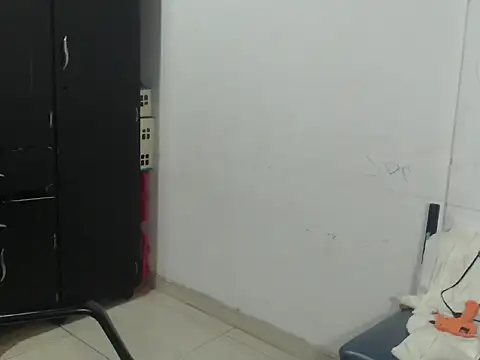 kylian 07 online show from 11-28-25, 02:14