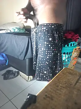 Snapshot of BigBlacBoyD chatting on 02-11-26, 09:42 BigBlacBoyD online show from 02-11-26, 09:42