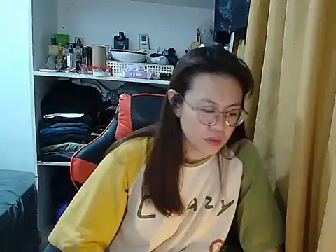 crizzybel online show from 02-15-26, 06:10