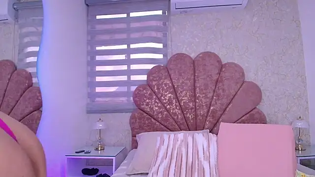 leon gaby online show from 12-18-25, 07:20