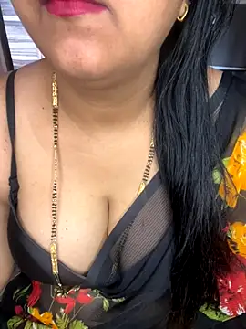 Zoya Varma004 online show from 11-18-25, 06:07