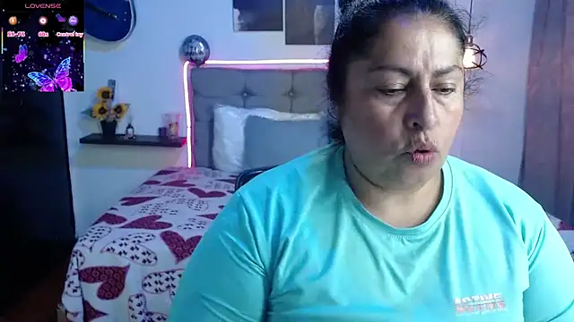 Snapshot of Keyla01_ chatting on 08-04-26, 05:26 Keyla01 online show from 08-04-26, 05:26
