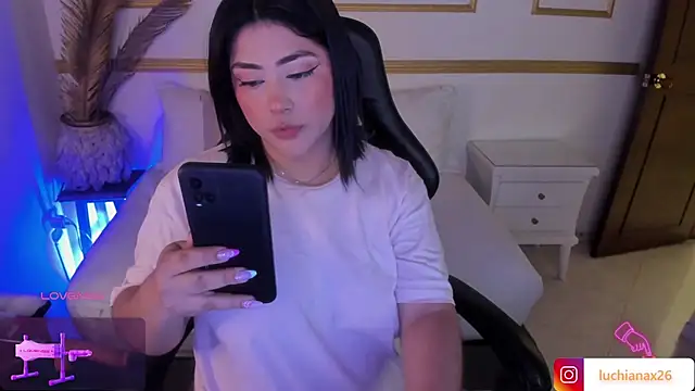 lucy26  online show from 02-26-25, 05:20