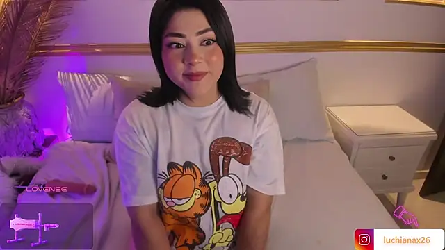 lucy26  online show from 03-21-25, 02:18