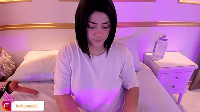 lucy26  online show from 09-09-25, 02:33