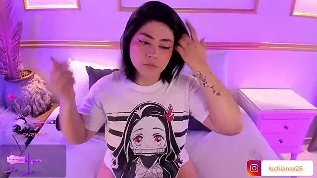 lucy26  online show from 09-11-25, 02:11