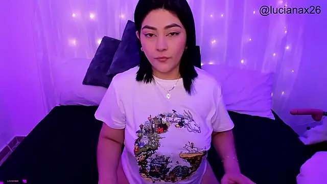 lucy26  online show from 11-19-25, 03:17