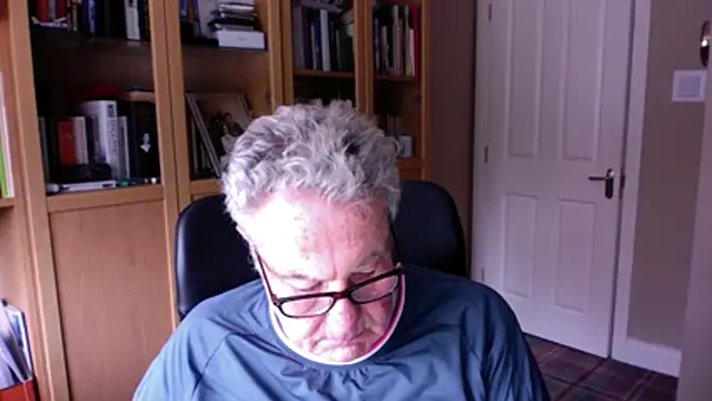 Snapshot of Oldpistolpete chatting on 10-16-25, 12:50 Oldpistolpete online show from 10-16-25, 12:50