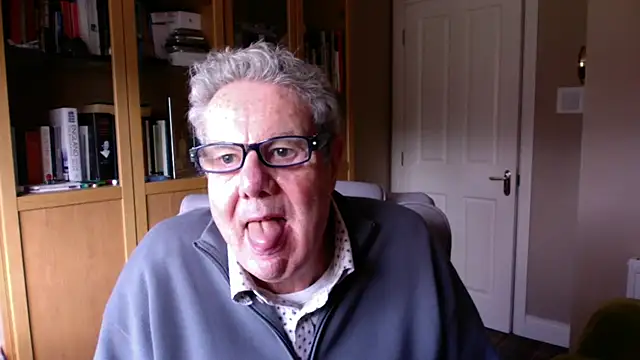 Snapshot of Oldpistolpete chatting on 02-01-26, 02:04 Oldpistolpete online show from 02-01-26, 02:04