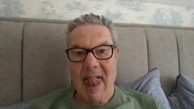 Snapshot of Oldpistolpete chatting on 02-18-26, 10:00 Oldpistolpete online show from 02-18-26, 10:00