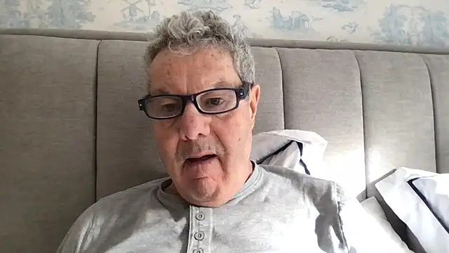 Snapshot of Oldpistolpete chatting on 03-02-26, 09:27 Oldpistolpete online show from 03-02-26, 09:27