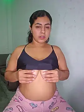 Snapshot of Mary_pinkish chatting on 12-16-24, 12:04 Mary pinkish online show from 12-16-24, 12:04