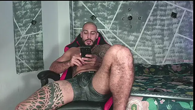 leonidas 18k online show from 11-28-25, 04:09