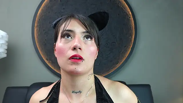 miss sharlotte18 online show from 10-27-25, 06:01