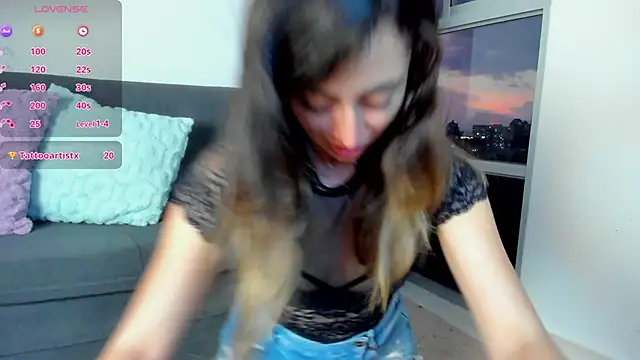 Amatiista online show from 01-18-25, 11:33