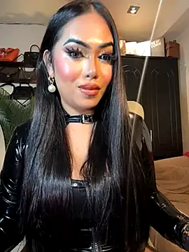 BigDominaMia online show from 11-08-25, 09:09