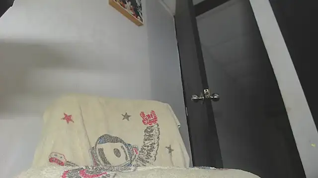 Snapshot of couplepregnantdick20 chatting on 11-05-25, 02:55 couplepregnantdick20 online show from 11-05-25, 02:55