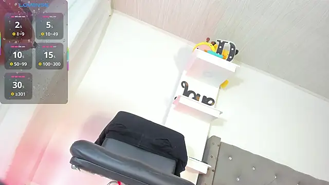 Daniela Coks online show from 04-08-26, 05:18