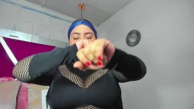 Penelope Tits online show from 01-22-25, 07:13