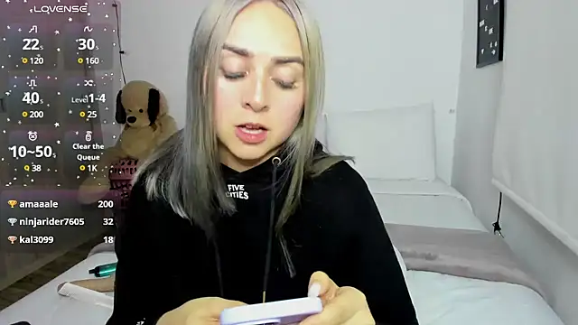 sophi mooreno online show from 12-02-24, 02:31