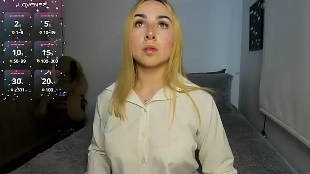 sophi mooreno online show from 02-26-25, 10:42