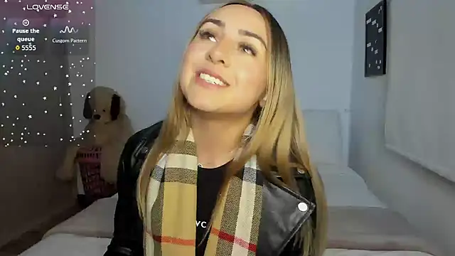 sophi mooreno online show from 10-17-25, 11:51