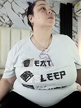 mollieblue69 online show from 10-15-25, 12:38