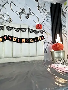 mollieblue69 online show from 10-29-25, 01:02