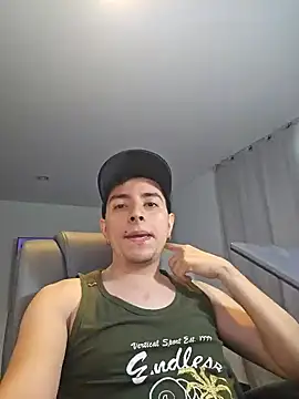 Snapshot of Jhoan_saenz chatting on 10-03-25, 02:52 Jhoan saenz online show from 10-03-25, 02:52