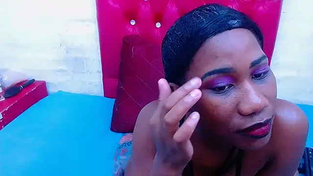 Snapshot of XSCARLETQUEENXX chatting on 12-05-25, 12:14 XSCARLETQUEENXX online show from 12-05-25, 12:14